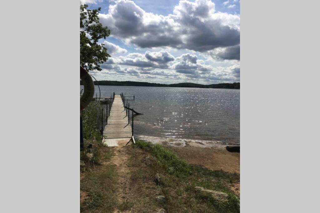 Very Nice Cottage By The Lake. Lursjoen! Hästveda المظهر الخارجي الصورة